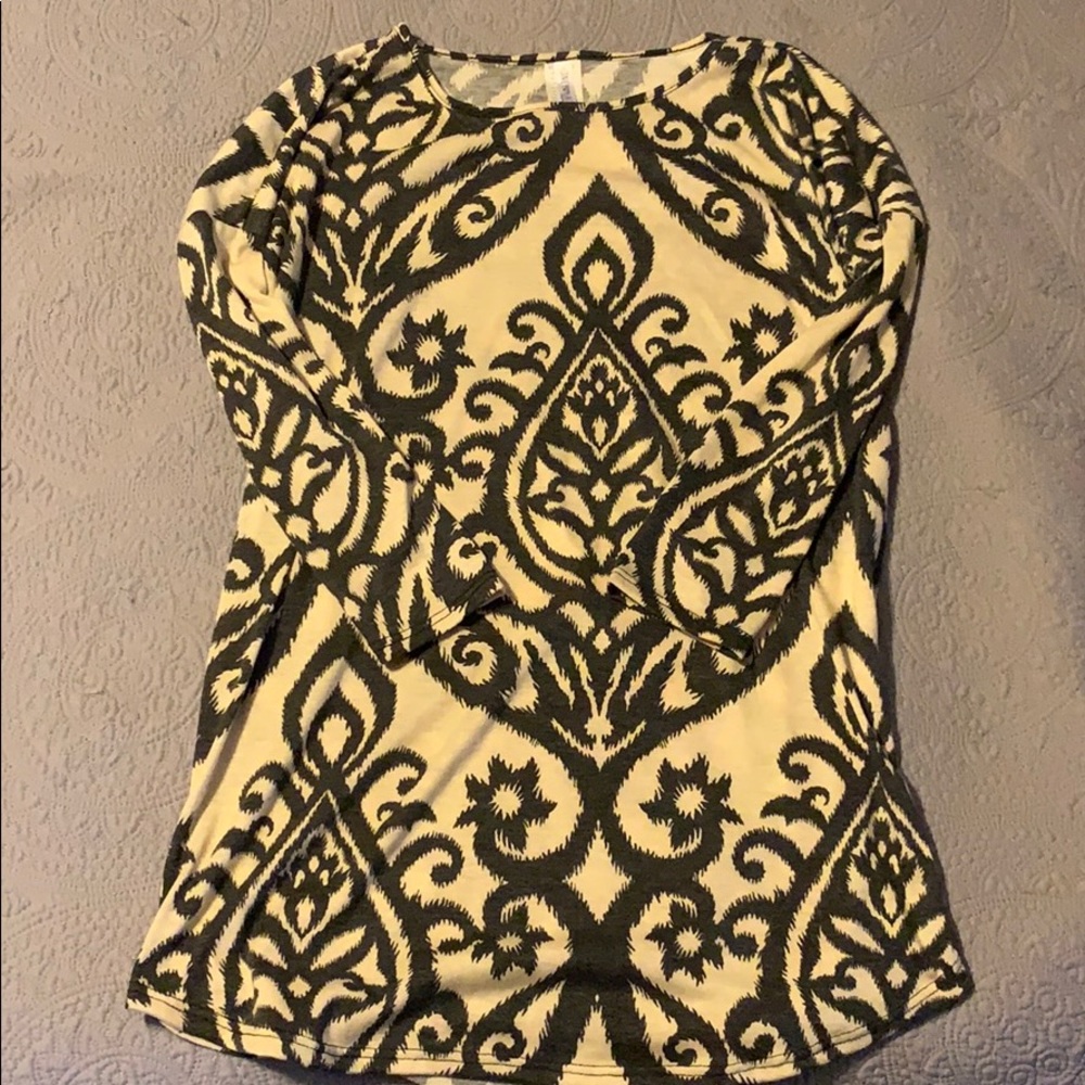 Honey & Lace tunic- Medium